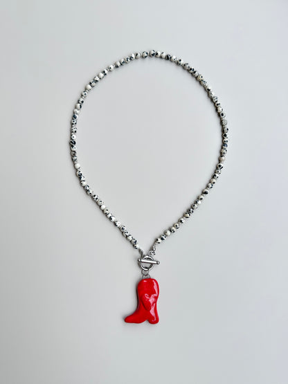 NASZYJNIK | CZERWONA KOWBOJKA