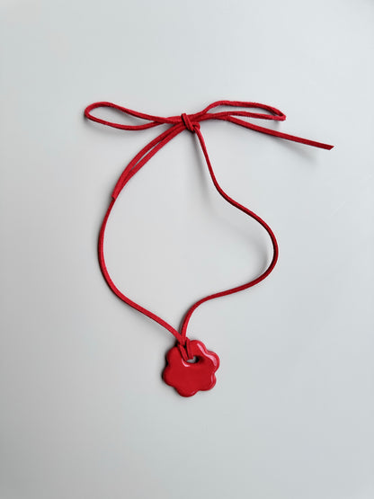 RZEMIEŃ | GIRL IN RED