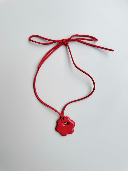 RZEMIEŃ | GIRL IN RED